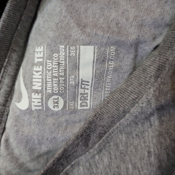 Nike Tee size 3XL - Picture 2 of 2